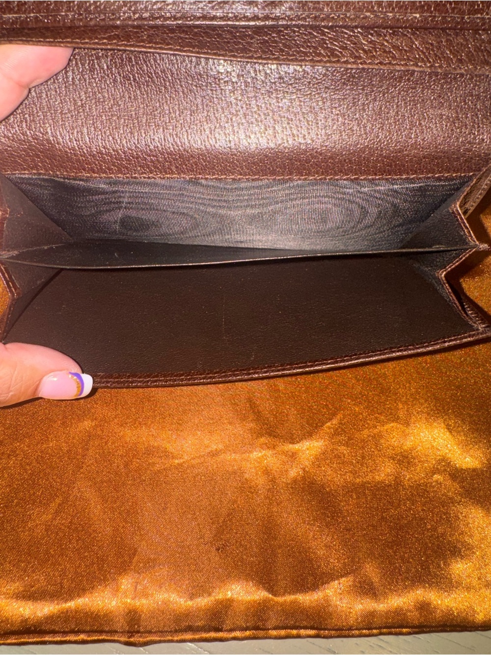 Authentic Vintage Gucci Monogram Continental Wallet Logo Plaque in GUC - Picture 9 of 12